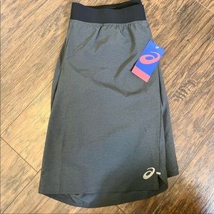 NWT ASICS Running Shorts Athletic Gray Black Liner Large